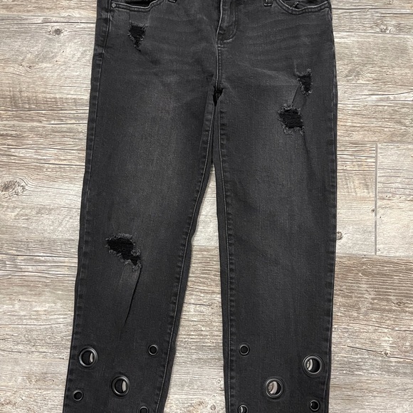 Jeans - Picture 1 of 4